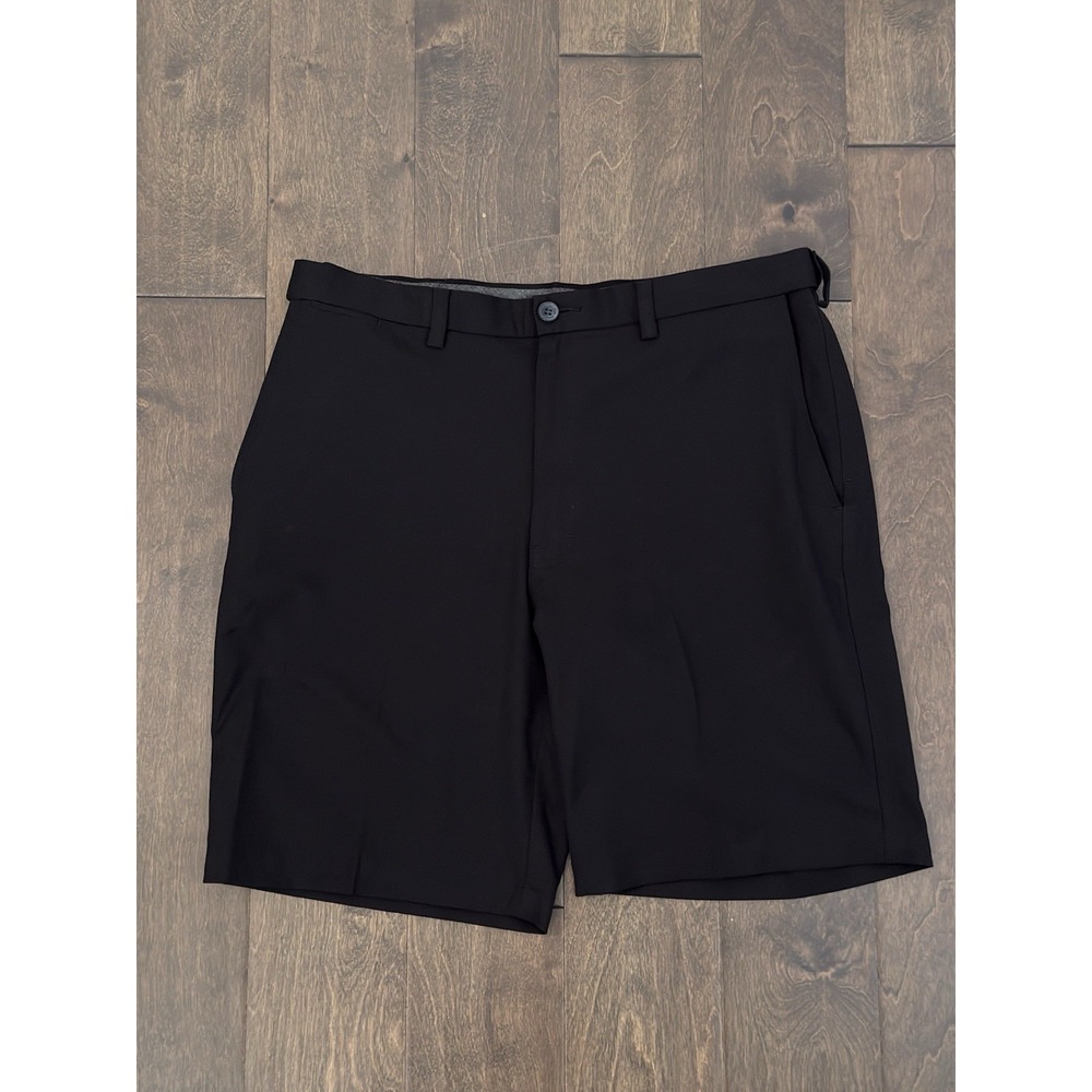 Haggar Cool 18 Pro Men Flat Front Black Shorts Size 36W Expandable Waist Stretch